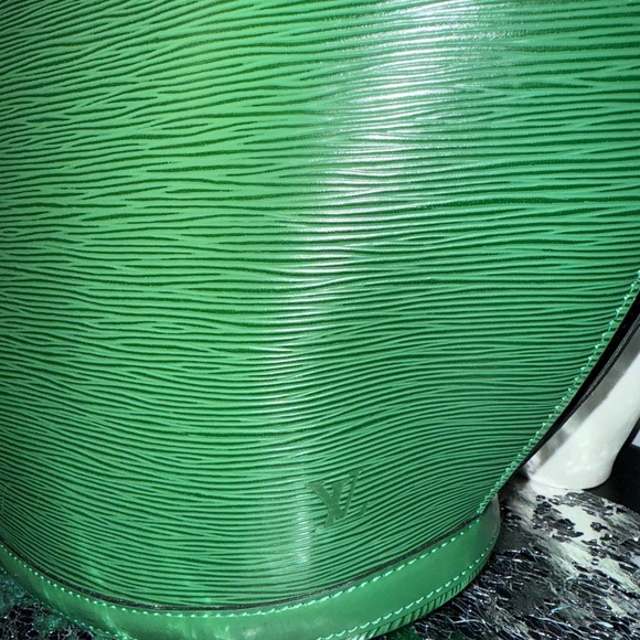 Louis Vuitton Epi - Picture 4 of 11